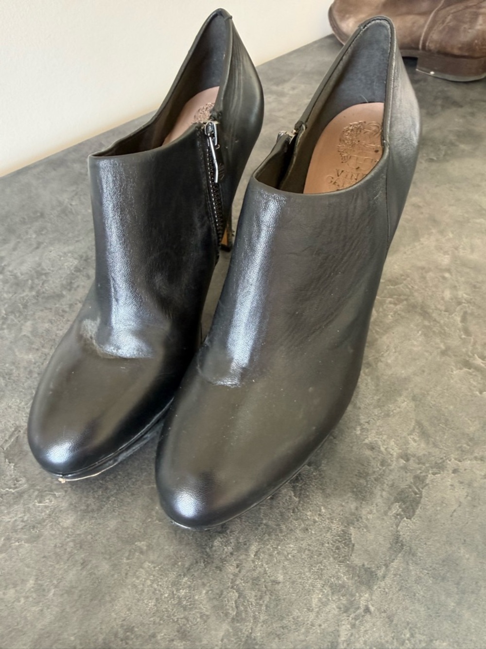 Vince Camuto Black Leather High-Heel Ankle Booties with Side Zipper